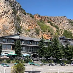 Hotel Kukesi Aldo, Lini